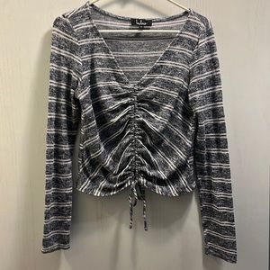 Lulu’s V Neck , Stripe Ruched Long Crop Top. Size Large Ties in front blue/white
